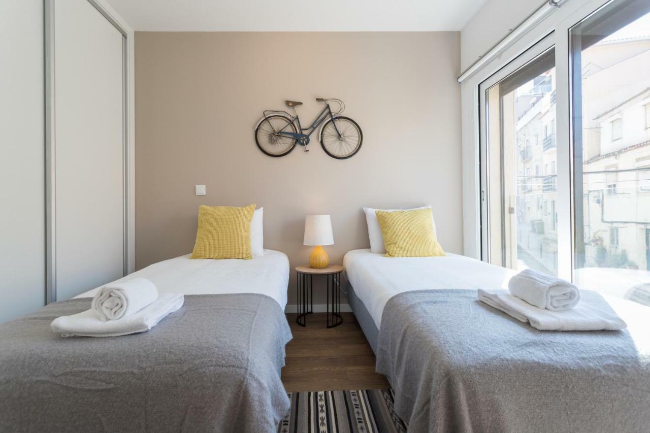 Alfama Lounge Three-Bedroom Apartment W/ River View And Parking - By Lu Holidays Lisbon Exterior photo